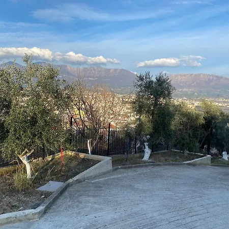 Private In Villa, City Side